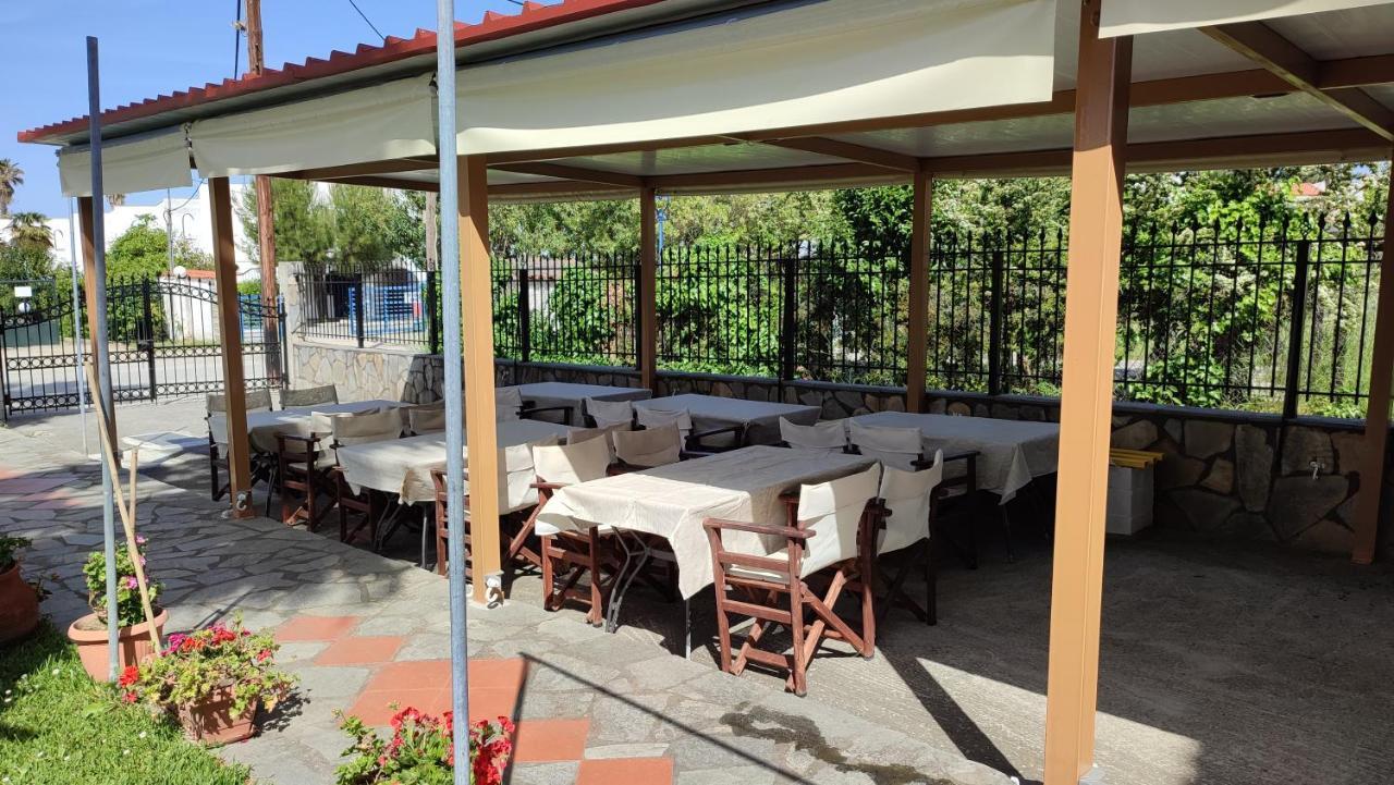 Villa Christina Sea Side A Hanioti Exterior photo